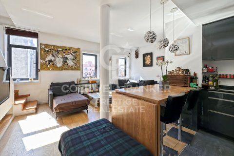 Penthouse à vendre à Barcelona, Espagne, 2 chambres, 100 m2 No. 179019 - photo 4