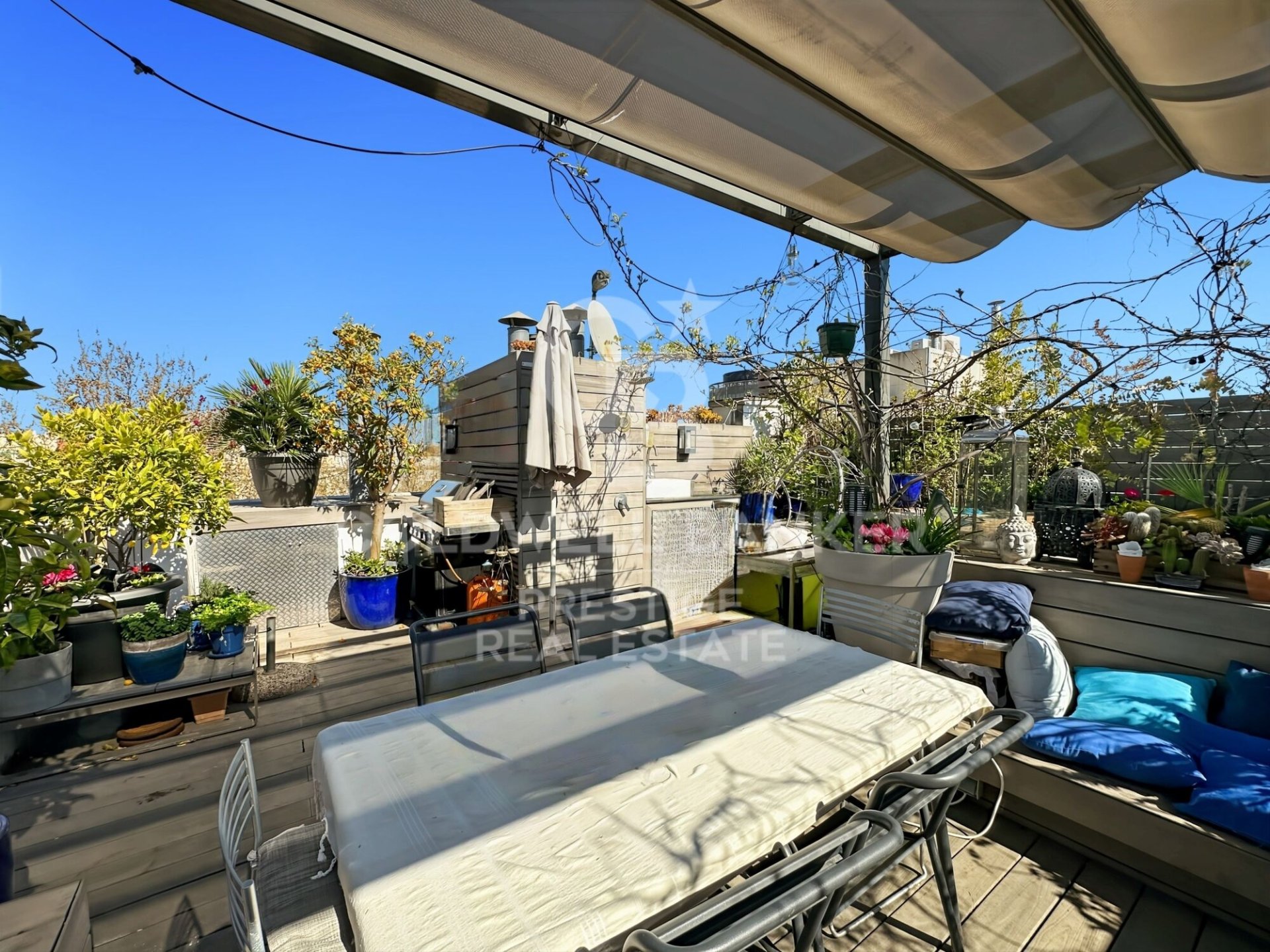 Penthouse in Barcelona, Spain 2 bedrooms, 100 sq.m. No. 179019