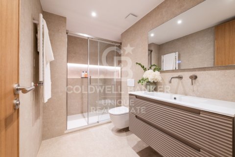 Apartment à vendre à Madrid, Espagne, 4 chambres, 222 m2 No. 179017 - photo 15