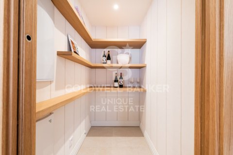 Apartment à vendre à Madrid, Espagne, 4 chambres, 222 m2 No. 179017 - photo 9