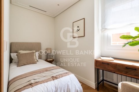Apartment à vendre à Madrid, Espagne, 4 chambres, 222 m2 No. 179017 - photo 21