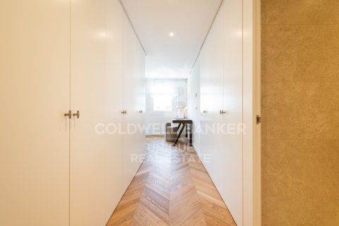 Apartment à vendre à Madrid, Espagne, 4 chambres, 222 m2 No. 179017 - photo 18