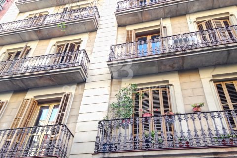 Wohnung zum Verkauf in Barcelona, Spanien 5 Schlafzimmer, 116 m2 Nr. 179018 - Foto 23