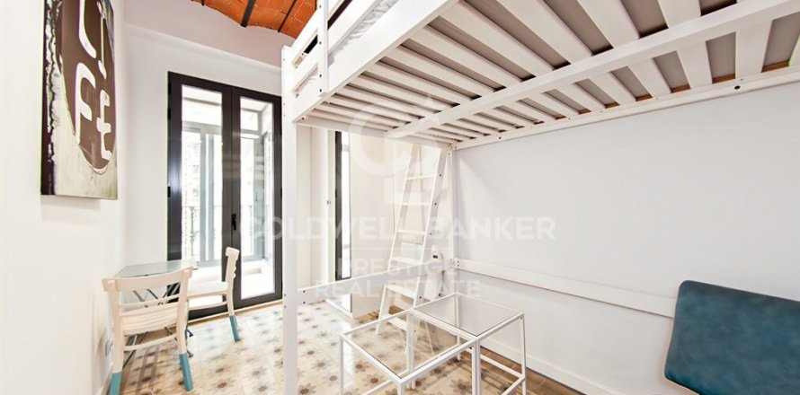 Wohnung in Barcelona, Spanien 5 Schlafzimmer, 116 m2 Nr. 179018