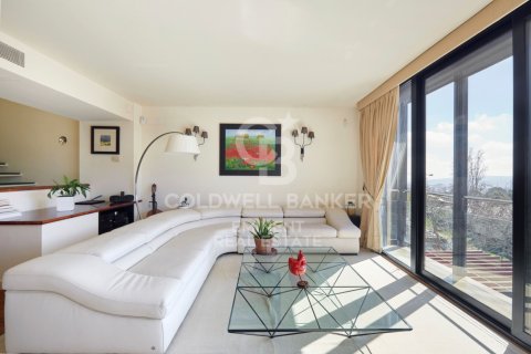 House à vendre à Barcelona, Espagne, 5 chambres, 251 m2 No. 179013 - photo 10