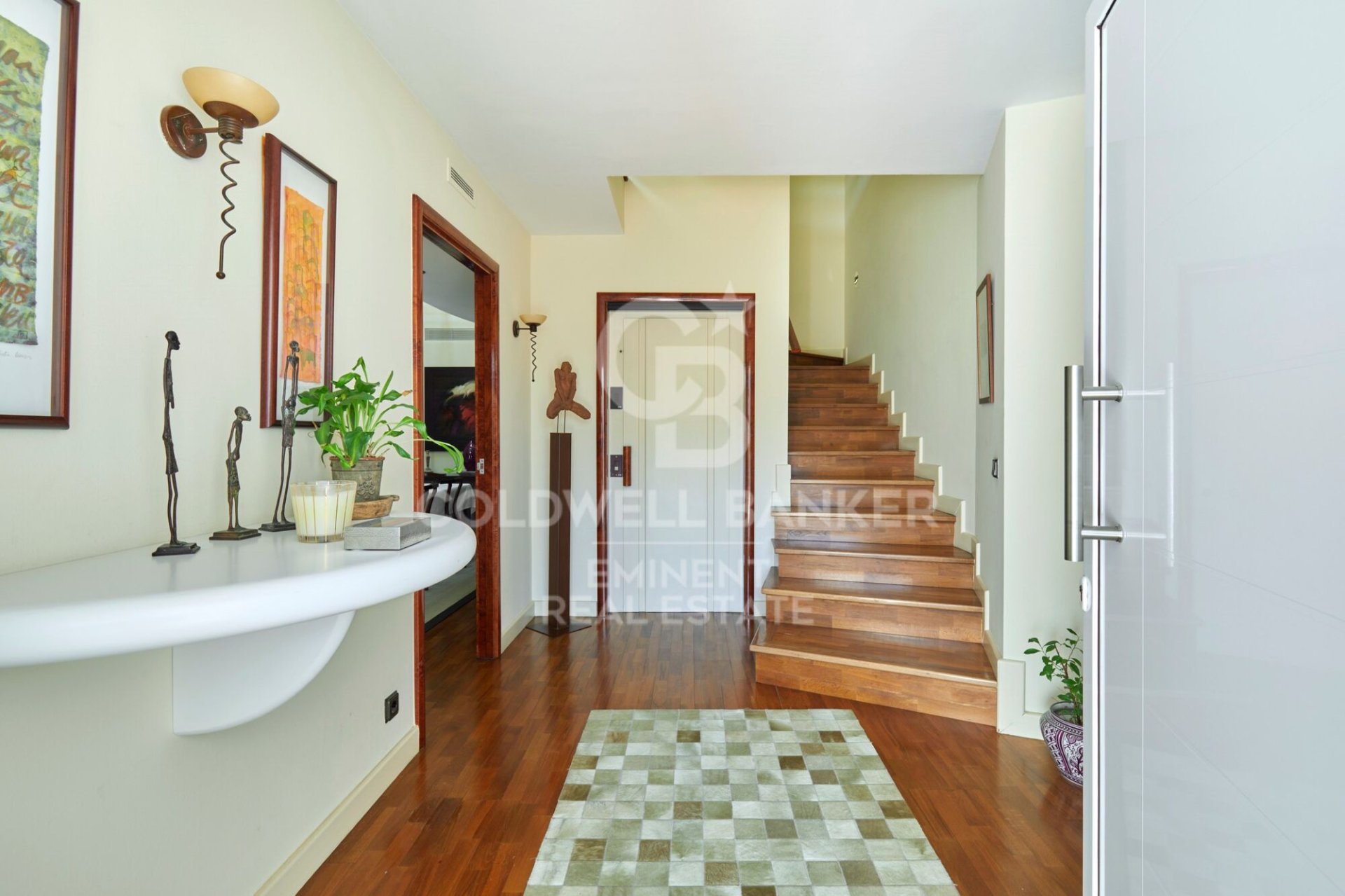 Casa a Barcelona, Spagna 5 camere da letto, 251 mq. N° 179013