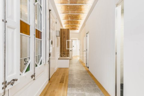 Apartamento en venta en Barcelona, España 4 dormitorios, 140 m2 No. 150787 - foto 9