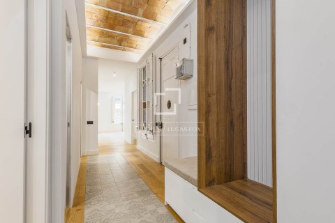 Apartamento en venta en Barcelona, España 4 dormitorios, 140 m2 No. 150787 - foto 10