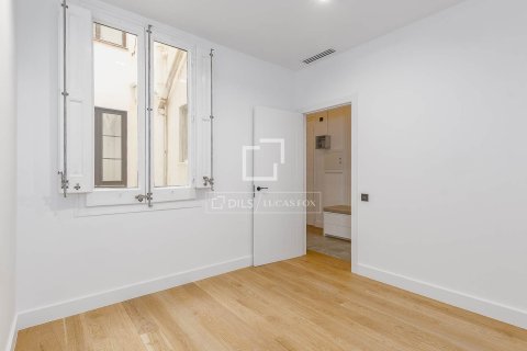 Apartamento en venta en Barcelona, España 4 dormitorios, 140 m2 No. 150787 - foto 18