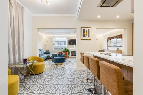 Lägenhet till salu i Barcelona, Spanien 4 sovrum, 162 kvm. Nr. 150785 - foto 10