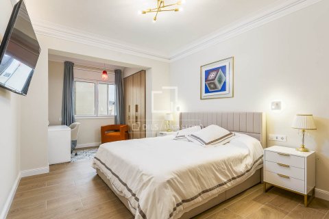 Lägenhet till salu i Barcelona, Spanien 4 sovrum, 162 kvm. Nr. 150785 - foto 20