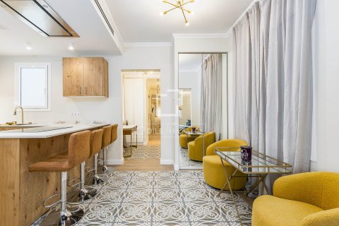 Lägenhet till salu i Barcelona, Spanien 4 sovrum, 162 kvm. Nr. 150785 - foto 9