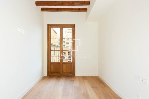 Продажа квартиры в Барселона, Испания 3 спальни, 158м2 №150789 - фото 16