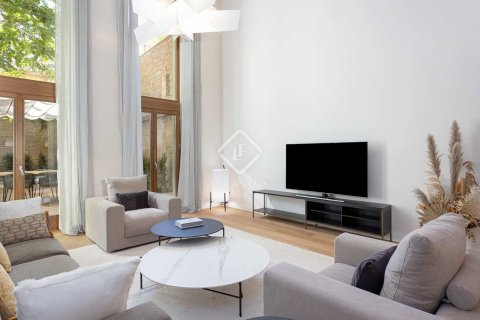 Продажа квартиры в Барселона, Испания 3 спальни, 158м2 №150789 - фото 29