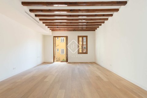 Продажа квартиры в Барселона, Испания 3 спальни, 158м2 №150789 - фото 27