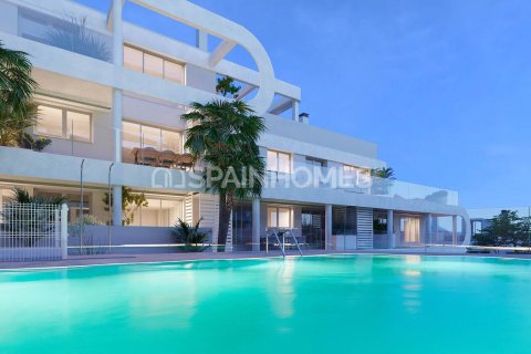 Apartment à vendre à Estepona, Malaga, Espagne, 2 chambres, 80 m2 No. 160622 - photo 3