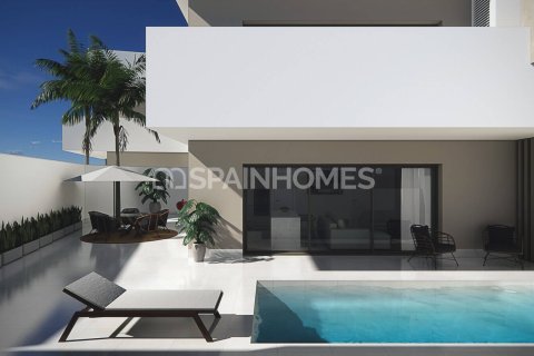 Penthouse for sale in Pilar de la Horadada, Alicante, Spain 2 bedrooms, 93 sq.m. No. 160621 - photo 3