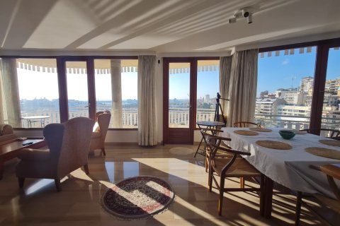 Apartment for sale in Palma de Majorca, Mallorca, Spain 3 bedrooms, 138 sq.m. No. 152179 - photo 3