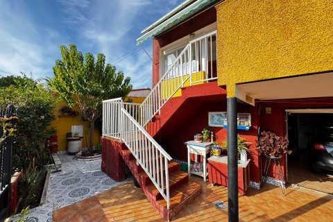 Продажа виллы в Пунта Прима, Аликанте, Испания 5 спален, 200м2 №136970 - фото 27