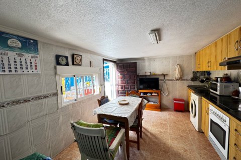 Продажа виллы в Пунта Прима, Аликанте, Испания 5 спален, 200м2 №136970 - фото 11