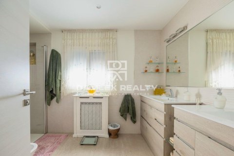 Dom w Lloret de Mar, Girona, Hiszpania 5 sypialni, 280 mkw. nr 177042 – zdjęcie 21