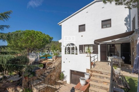Dom w Lloret de Mar, Girona, Hiszpania 5 sypialni, 280 mkw. nr 177042 – zdjęcie 5