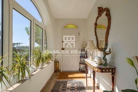 Dom w Lloret de Mar, Girona, Hiszpania 5 sypialni, 280 mkw. nr 177042 – zdjęcie 14