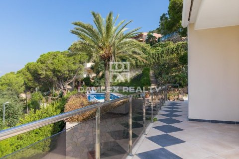 Willa w Lloret de Mar, Girona, Hiszpania 4 sypialnie, 290 mkw. nr 177045 – zdjęcie 23