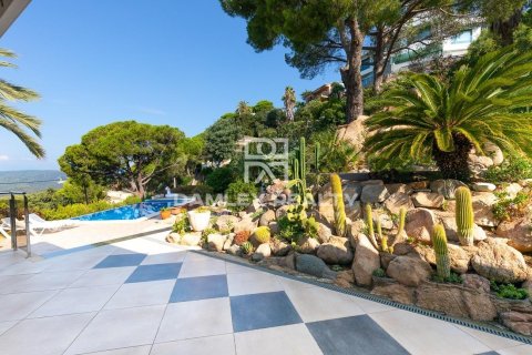 Willa w Lloret de Mar, Girona, Hiszpania 4 sypialnie, 290 mkw. nr 177045 – zdjęcie 9