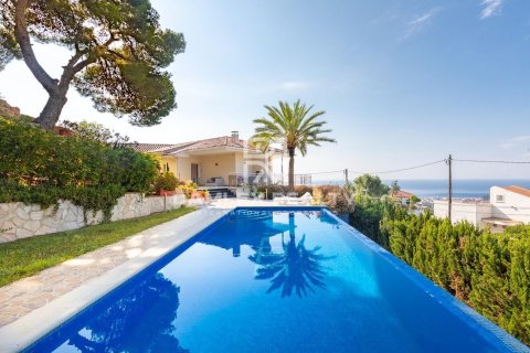 Willa w Lloret de Mar, Girona, Hiszpania 4 sypialnie, 290 mkw. nr 177045 – zdjęcie 2