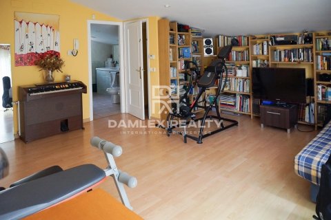 Dom w Lloret de Mar, Girona, Hiszpania 6 sypialni, 390 mkw. nr 177044 – zdjęcie 23