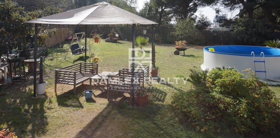 Dom w Lloret de Mar, Girona, Hiszpania 6 sypialni, 390 mkw. nr 177044