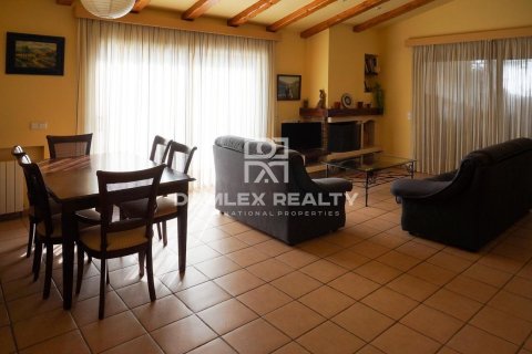 Dom w Lloret de Mar, Girona, Hiszpania 6 sypialni, 390 mkw. nr 177044 – zdjęcie 5