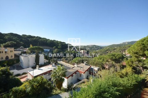 Willa w Lloret de Mar, Girona, Hiszpania 5 sypialni, 506 mkw. nr 177041 – zdjęcie 23