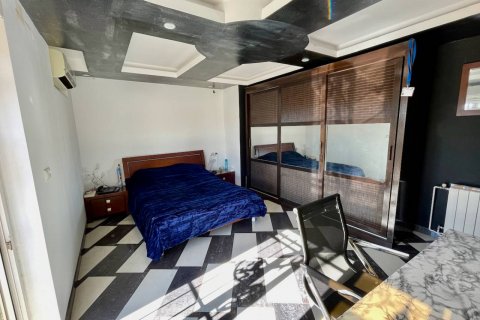 Продажа виллы в Гуардамар-дель-Сегура, Аликанте, Испания 6 спален, 450м2 №119010 - фото 18