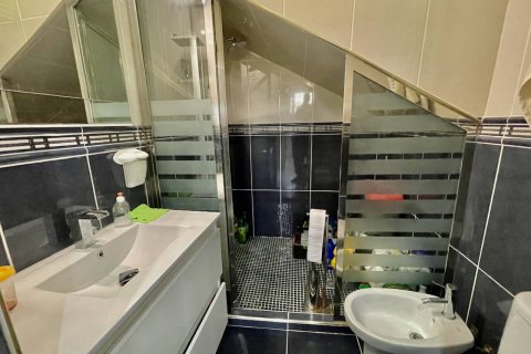 Продажа виллы в Гуардамар-дель-Сегура, Аликанте, Испания 6 спален, 450м2 №119010 - фото 11