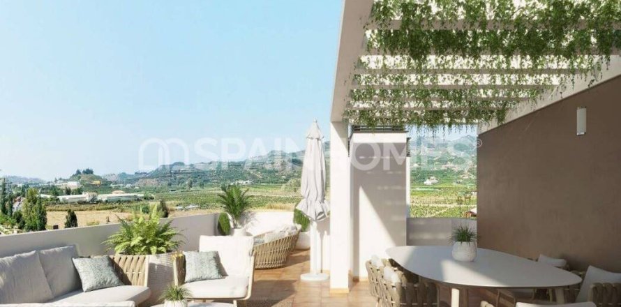 Kattohuoneisto Velez-Malaga, Malaga, Espanja 4 makuuhuonetta, 130 m2 No. 142700