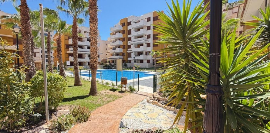 Квартира в Пунта Прима, Аликанте, Испания 3 спальни, 102м2 №166105