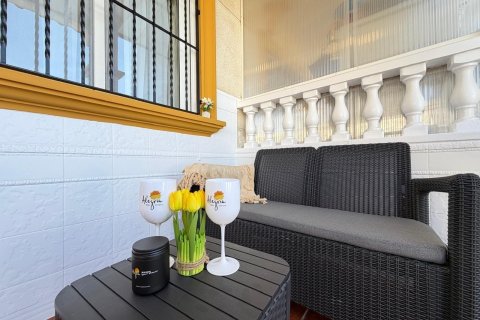 House for sale in Alicante, Spain 3 bedrooms, 75 sq.m. No. 166106 - photo 10