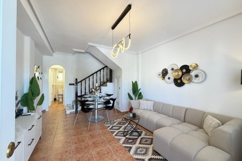 House for sale in Alicante, Spain 3 bedrooms, 75 sq.m. No. 166106 - photo 12