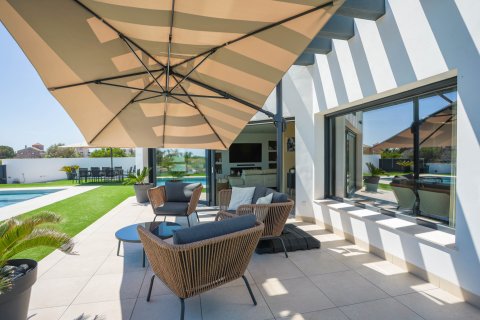 Huvila myytävänä La Manga del Mar Menor, Murcia, Espanja, 4 makuuhuonetta, 520 m2 No. 189955 - kuva 15