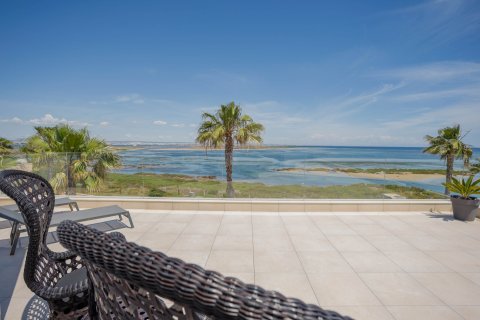 Huvila myytävänä La Manga del Mar Menor, Murcia, Espanja, 4 makuuhuonetta, 520 m2 No. 189955 - kuva 2