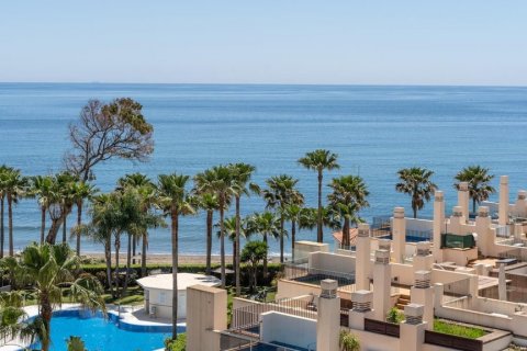 Duplex for sale Estepona, Malaga, Spain 2 bedrooms, 126 sq.m. No. 107981 - photo 1