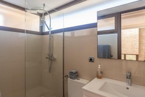Duplex for sale Estepona, Malaga, Spain 2 bedrooms, 126 sq.m. No. 107981 - photo 17