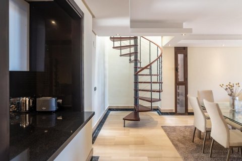 Duplex for sale Estepona, Malaga, Spain 2 bedrooms, 126 sq.m. No. 107981 - photo 6