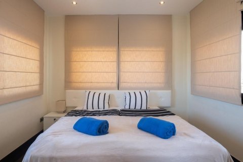Duplex for sale Estepona, Malaga, Spain 2 bedrooms, 126 sq.m. No. 107981 - photo 16