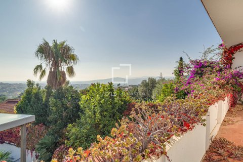 Huvila vuokrattavana Sant Just Desvern, Barcelona, Espanja, 5 makuuhuonetta, 411 m2 No. 192854 - kuva 24