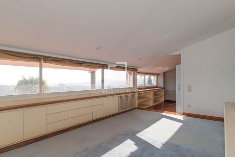 Huvila vuokrattavana Sant Just Desvern, Barcelona, Espanja, 5 makuuhuonetta, 411 m2 No. 192854 - kuva 12