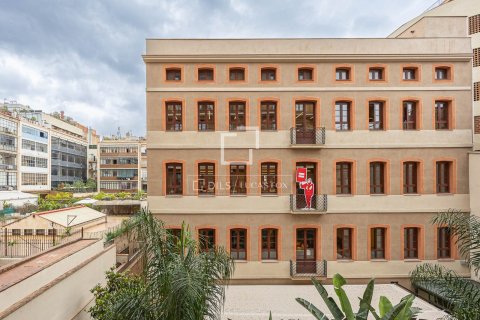 Huoneisto vuokrattavana Barcelona, Espanja, 2 makuuhuonetta, 114 m2 No. 192858 - kuva 24