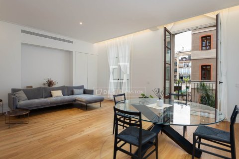 Huoneisto vuokrattavana Barcelona, Espanja, 2 makuuhuonetta, 114 m2 No. 192858 - kuva 4